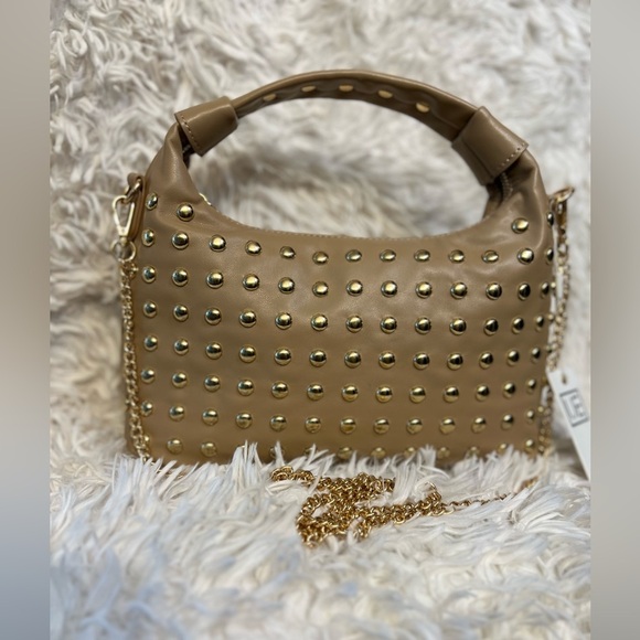 🩷🩷NWT- URBAN EXPRESSIONS STUNNING  “Beckette”Studded Crossbody🩷🩷 - Picture 13 of 14